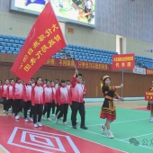 2025��ӳ��в���ϵͳ�˶����ڴ󻯿�Ļ