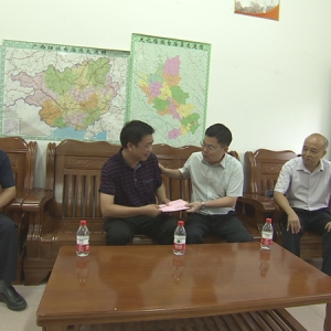 �������ڽ�ʦ��ǰ�߷�ο��һ�߽�ʦ ��ȫ�ع���ʦ�ͽ������������Խ����ʺ�