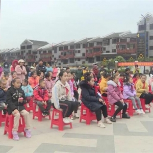 �󻯣��׵ط�ƶ������С���ѽ���ƶ���¸е���