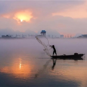 ��Τ��Ȩ��ˮ����Ӱ��ġ��µرꡱ