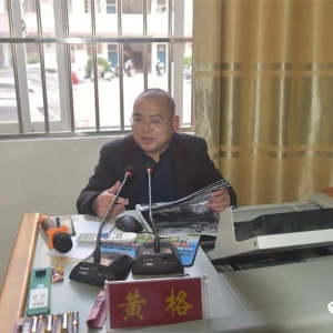 �����������߽�ѧУ��������ʮ�Ž�����ȫ�ᾫ��