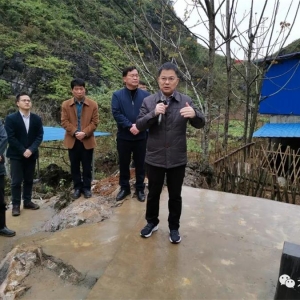 �����ģ�Ŭ��������ò���������Ϊ���񹤳̡��������̡���������