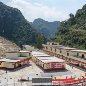 ���͹���ǧ��� Ⱥ�ڰ����ο�Բ