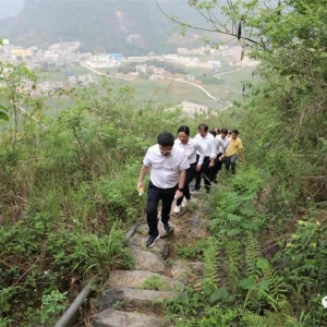 ����ʷѧϰ��������:ѧ��ʷ�����ġ�ǿ���Էþ���