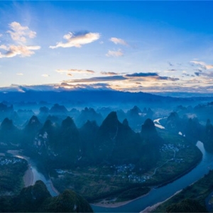 30�뿴������ɽˮ�����µĹ���