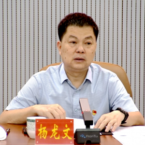 ���ء������̸��2021���1�ڡ�����ί���Ľ��蹤���쵼С������ٿ�