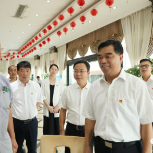 �����ʶӵ��ӳ��о��������侯֧�ӿ�չ����һ��ο�ʻ