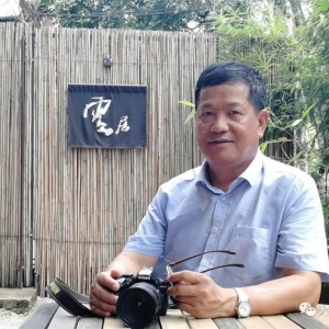 ����ƪʫ���̵��� ����Ц��ӭ������ �й�����������100�����㻳��ʫ�����ף�