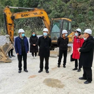 �������ж�����������ظ�������Ŀ����