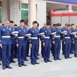 �����й��ڡ����� | ����׷˼ �¾���ʿ