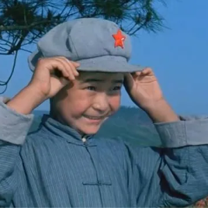 ����ë��ͬ־�����Ӱ�������̸���ϵĽ���������80���꣬�����������Ƴ��������ĺ� ...