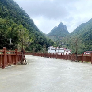 ����ʱ�� ������ ��ΰҵ����������Ƶ����ʻ�����쳵����