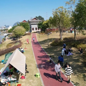 ���´��߻��㡿�󻯣��ӿ����ò�ҵ��ů����