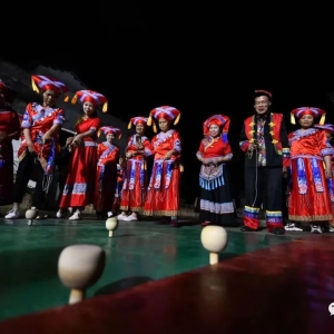 ��ת�ɣ����ݡ������ý�����౨������������������