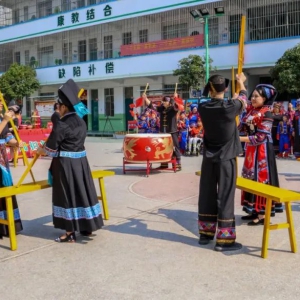 �������л����干ͬ����ʶ���󻯣������Ž���ǣ�� �н��ں�������