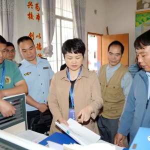 �˻ۻ��������򶽵�У԰ʳƷ��ȫ����