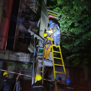 �ӳش󻯹���֣������߿� ȫ������