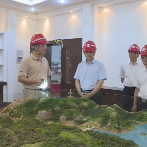 �쵤�����󻯵��в��߷�ο���ϵ�Ա