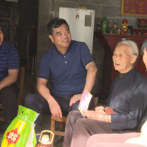 �������ϣ�ɣ����ů�������쵼�߷�ο�ʰ�������