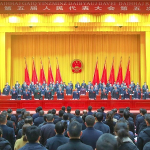 �ӳ�������˴���λ��鿪Ļ