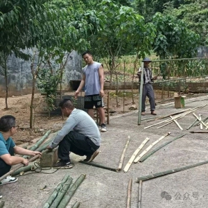 ѧϰ�᳹���Ķ�ʮ������ȫ�ᾫ�� �� �����������壺���衰΢��԰�� ��ũ�����¸�