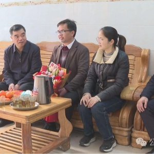 ������չ�´��߷�ο�ʻ