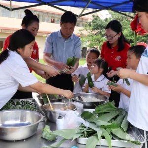 �����й��ڡ����� ���󻯣�����ͯȤ������