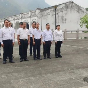 ���˴������߰�������ʾ������Ч